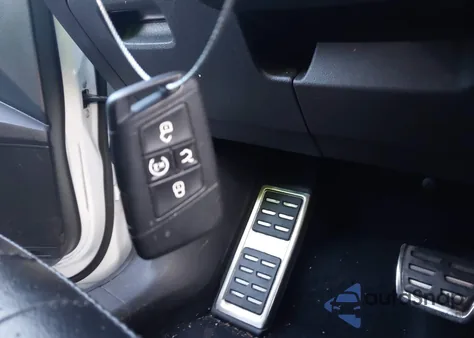 2022 Volkswagen Tiguan 2.0T Se R-Line Black from USA, damaged, VIN 3VVCB7AX8NM115883